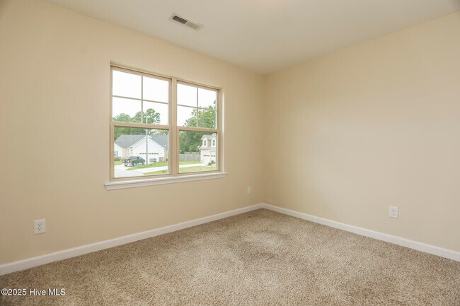 Building Photo - 304 Windward Landing