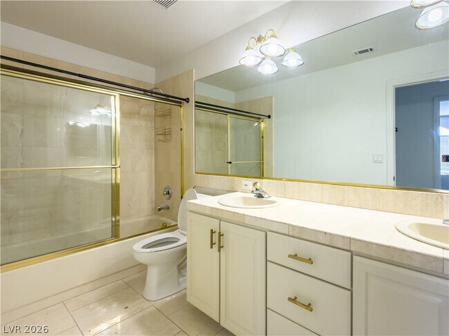 Building Photo - 1842 Bogey Way