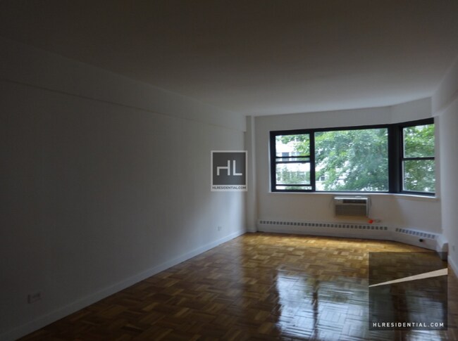 Primary Photo - EAST 69 STREET