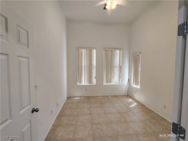 Building Photo - 4714 Portola Vista Ave