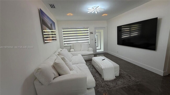 Building Photo - 11500 SW 185th Terrace