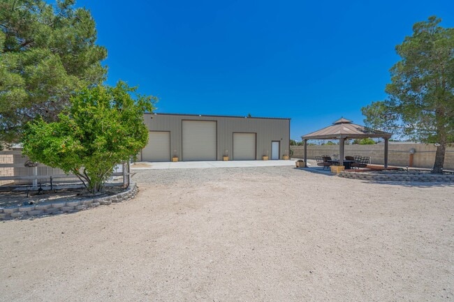 Building Photo - 4-Bedroom Single-Story Home with Solar & RV Parking