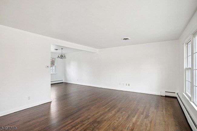 Building Photo - 254 Darlington Ave