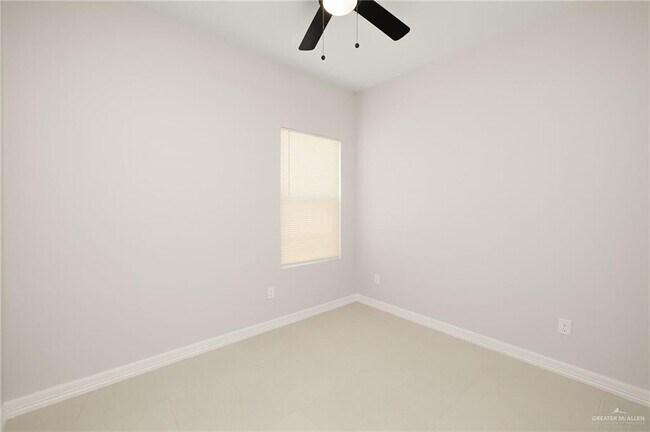 Building Photo - 4305 Heron Ave