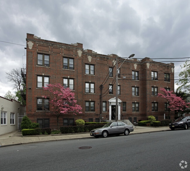 Irvington Gardens 278 Orange Ave Irvington NJ 07111 Apartment Finder
