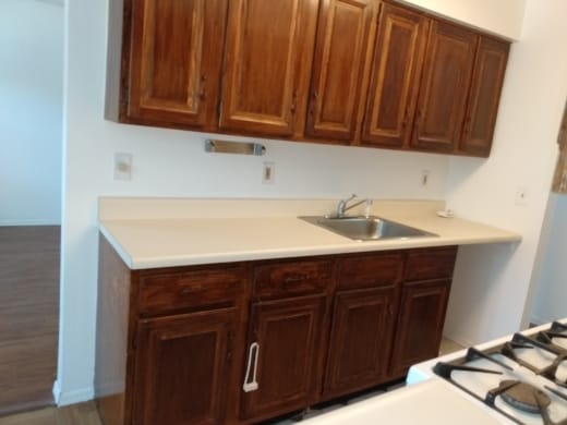 Building Photo - 10 Donna Ct