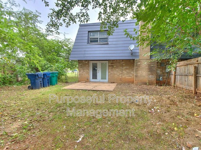 Building Photo - 6814 Lancer Ln