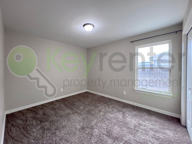 Building Photo - Beautiful 4bed/2bath home in Edinburg
