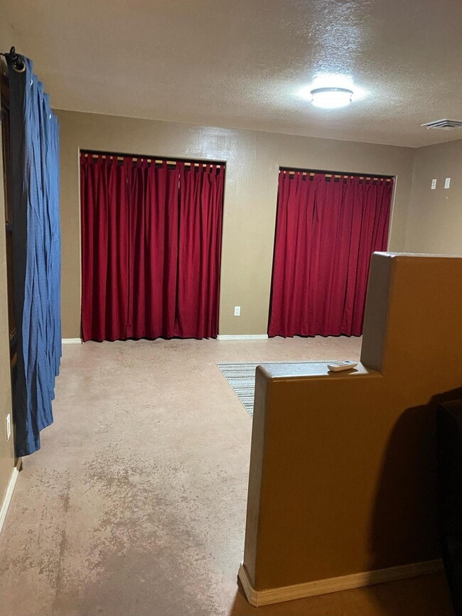 Building Photo - 170 El Cerro Lp