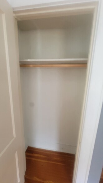 Building Photo - 148 W 6th St