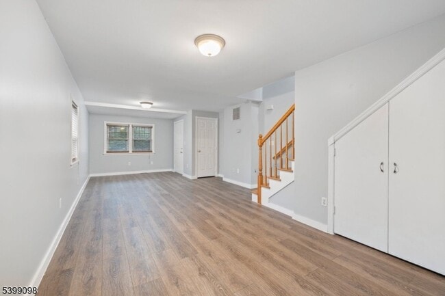 Building Photo - 21 Personette St