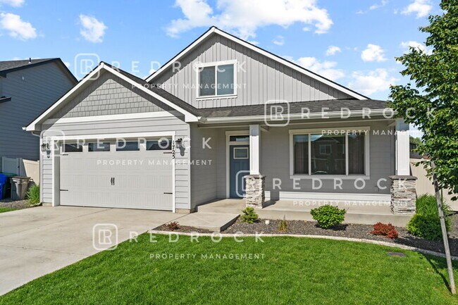 Building Photo - 1725 N Meyers Ct