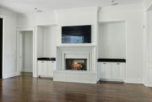 Building Photo - 3 Crooked Stick Ln