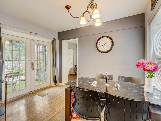 Building Photo - 400 Cadima Ave