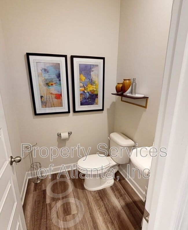 Building Photo - 6900 Newcastle Ct