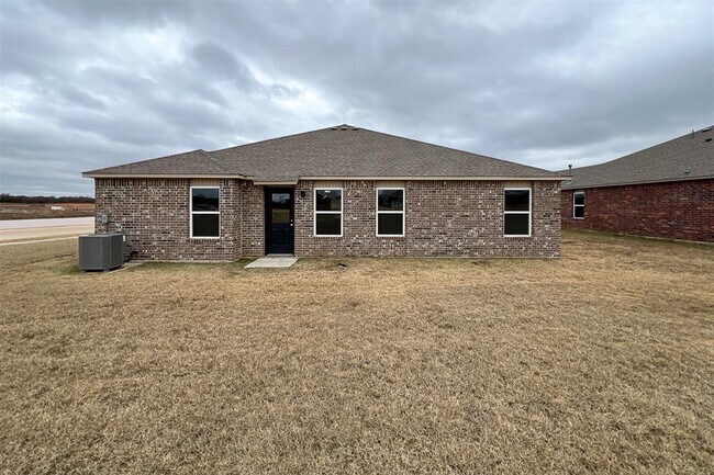 Building Photo - 4301 Driftwood Dr