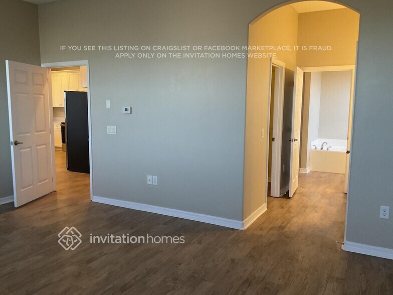 Building Photo - 902 Willow Oak Loop