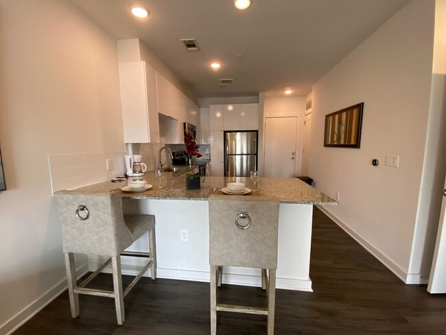 Building Photo - 1301 Spring St NW