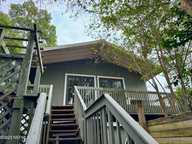 Building Photo - 1457 Challen Ave