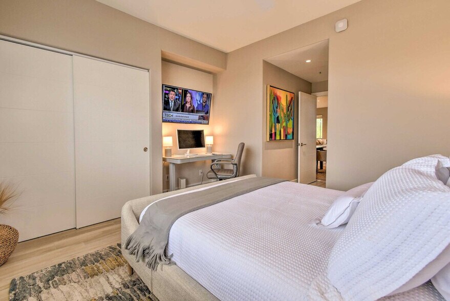 Building Photo - 11500 E Cochise Dr