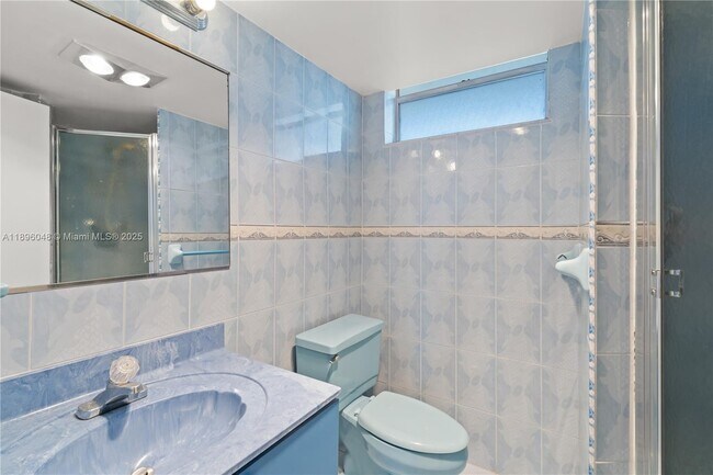 Building Photo - 3020 Marcos Dr