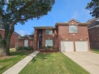 Building Photo - 5739 Henniker Dr