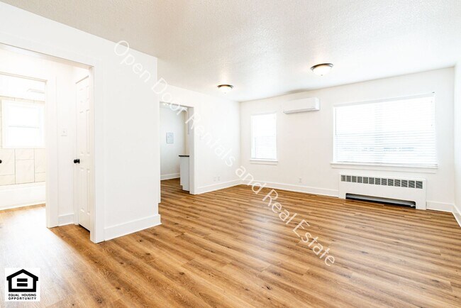 Building Photo - 1823 Griswold Dr