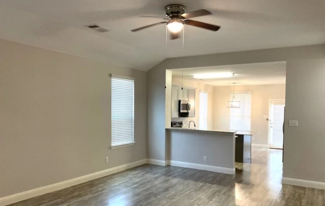 Building Photo - 1602 Erika Ln