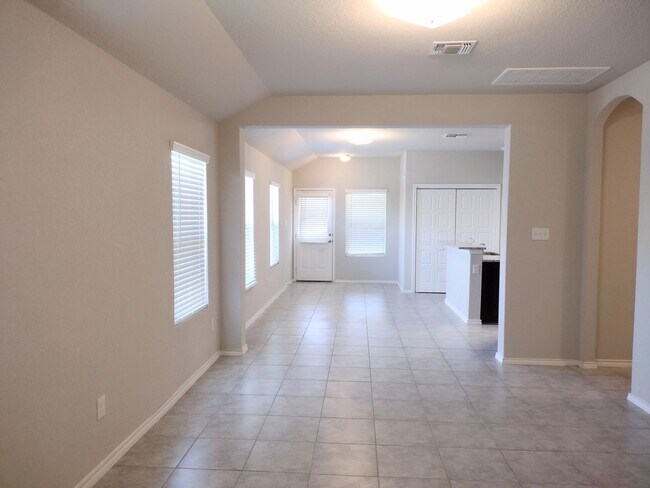 Building Photo - Fresh and Clean!!!