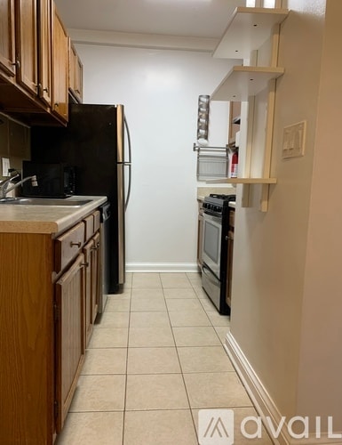 Kitchen - 2032 Belmont Rd NW