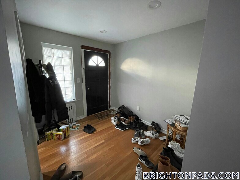 Building Photo - 234 Corey Rd