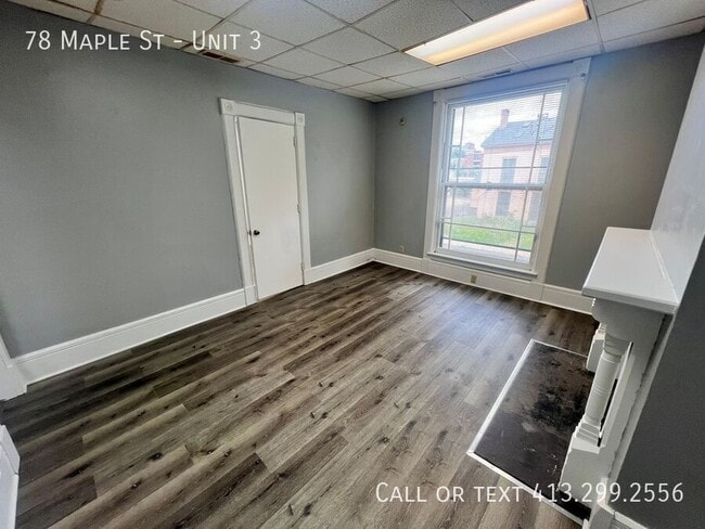 Building Photo - 78 Maple St