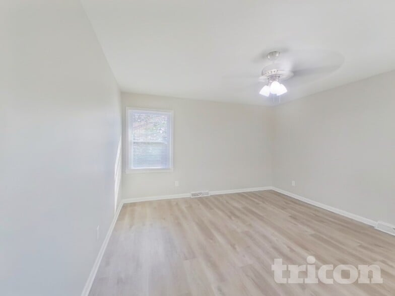 Building Photo - 911 Burtonwood Cir