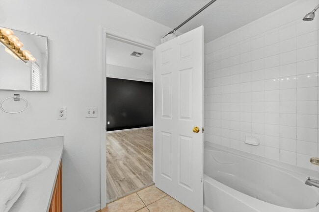 Building Photo - Perfect 4BR two story home with a Pool & Near Disney