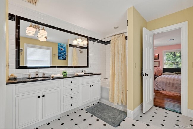 Building Photo - 7 Paiges Way