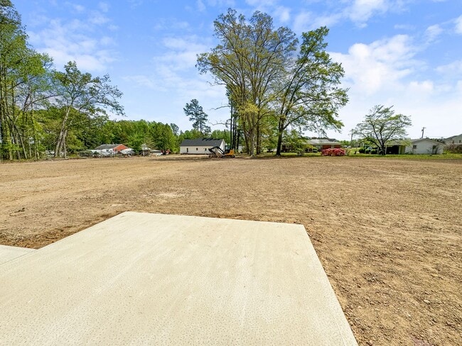Building Photo - Introducing Your Dream Home in Nash County's Tar River Reservoir Area! Lawn Care Included!