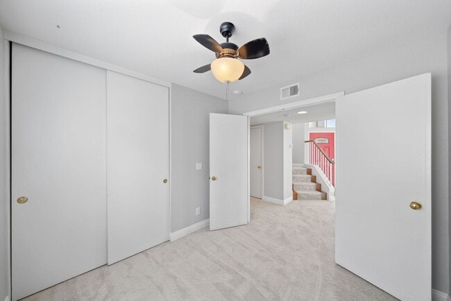 Building Photo - 40115 Starling St