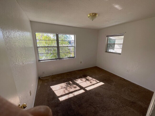 Building Photo - 2170 Knox McRae Dr