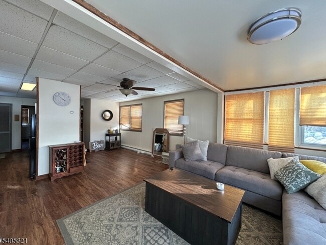 Building Photo - 19 Windemere Ave