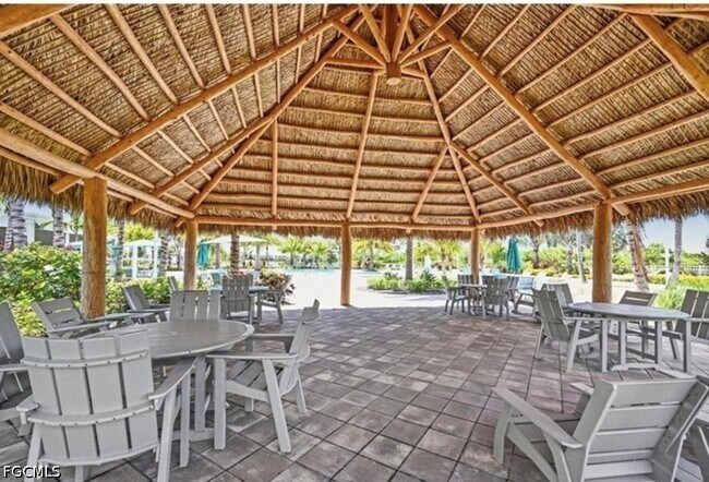 Building Photo - 28000 Longboat Key Run