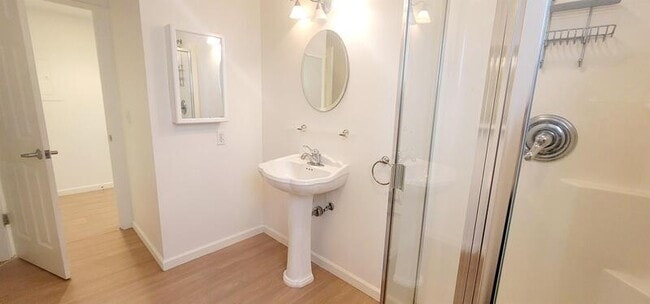 Building Photo - 2012 Minor Ave E