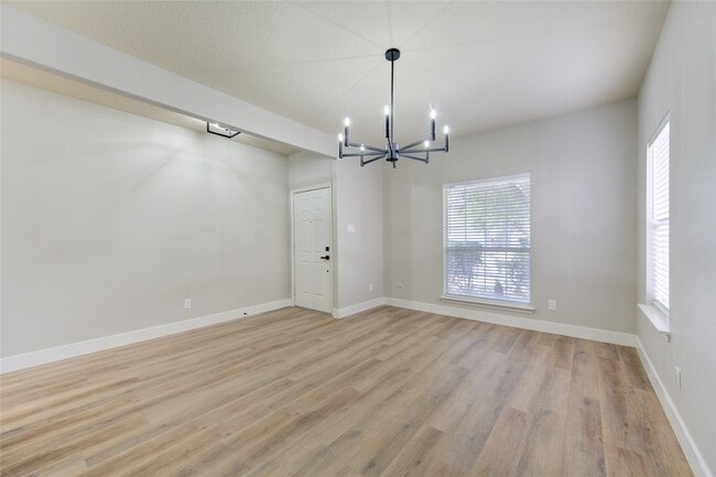 Building Photo - 6323 Richland Hills Dr