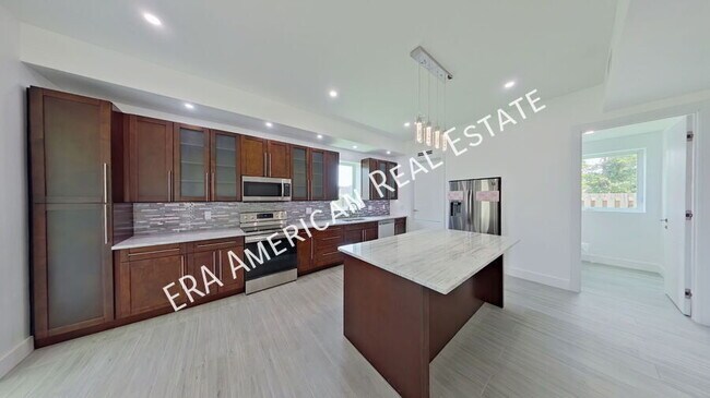 Building Photo - 5487 Cimmeron Ct