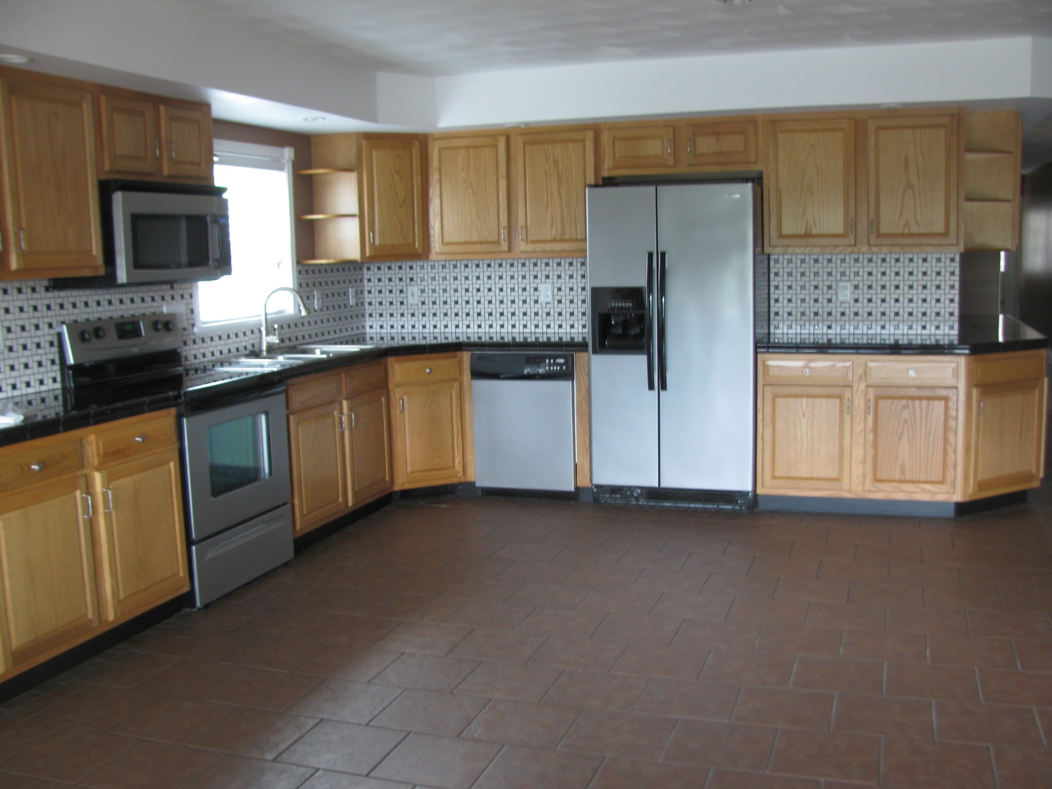 KITCHEN - 1561 W Southern Ave