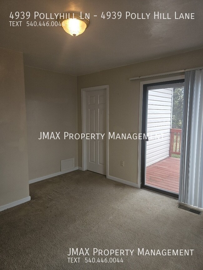 Building Photo - This Property has a No Security Deposit Op...