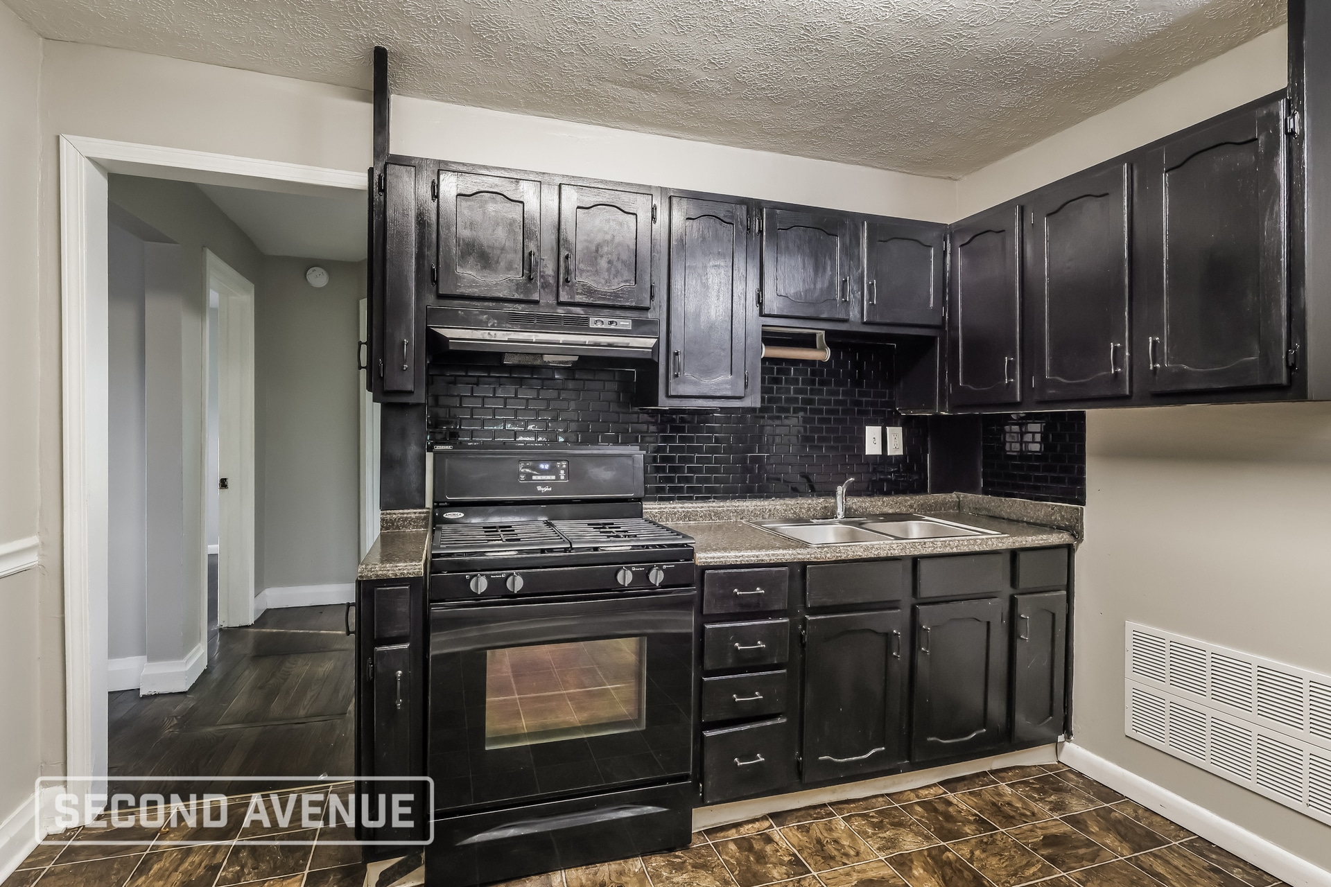 Building Photo - 4718 Dohn Rd