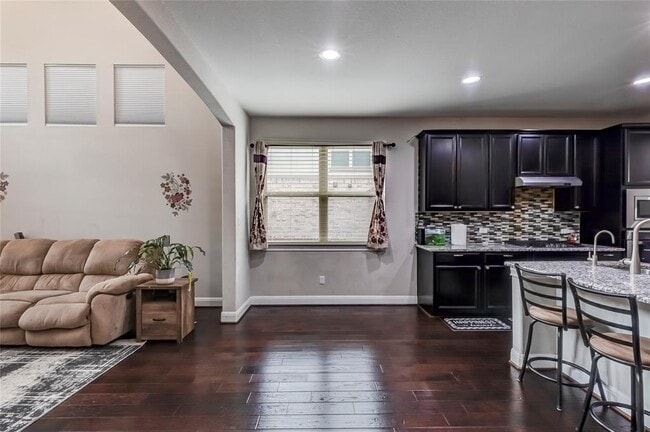 Building Photo - 4424 Casa Robles Dr