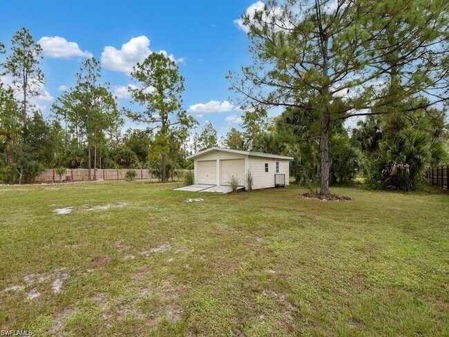 Building Photo - 260 12th St SE