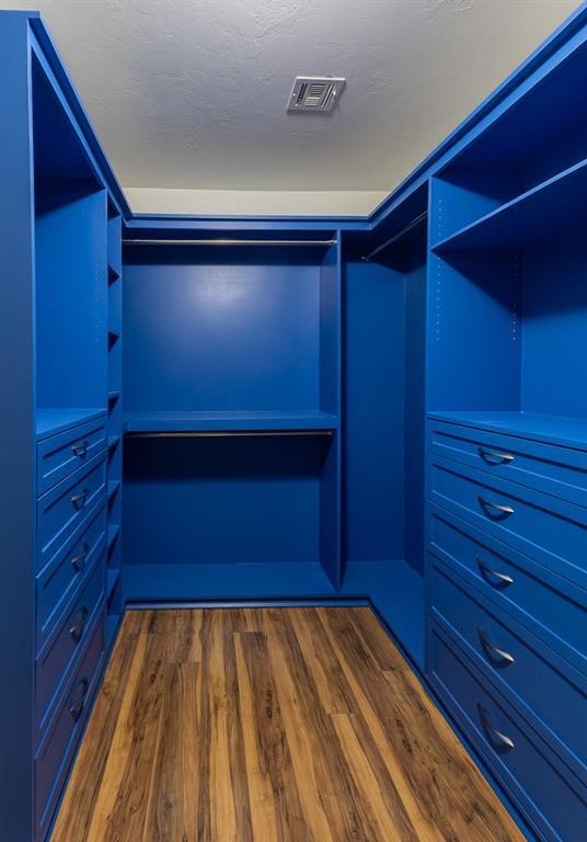 Building Photo - 808 Canyon Dr