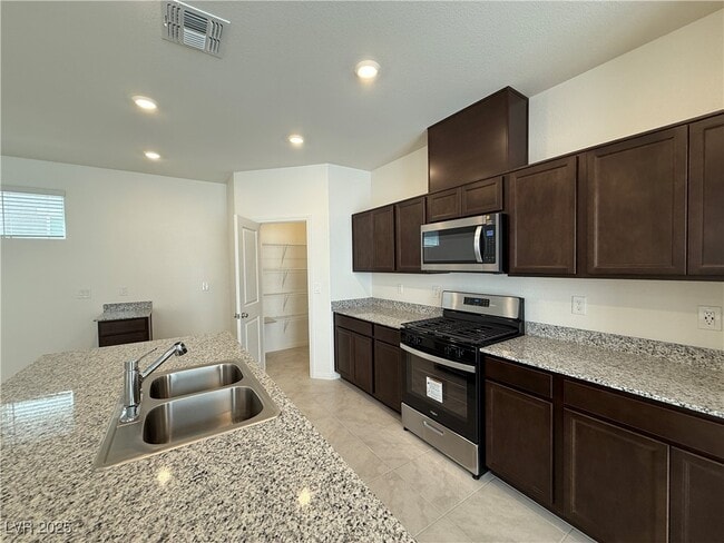 Building Photo - 9097 Vesey Ave